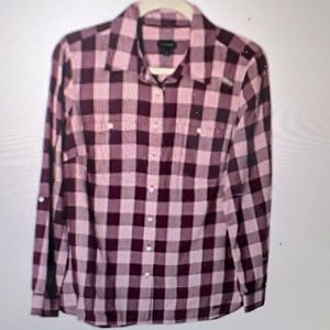 TALBOTS BURGUNDY PINK PLAID BUTTON UP TEXTURED TOP